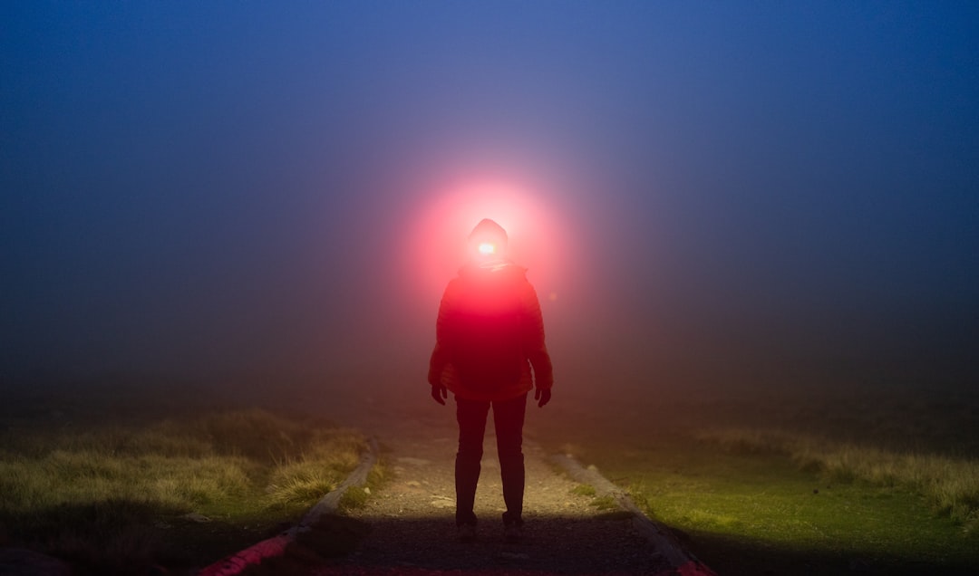 meilleure lampe frontale randonnee puissante