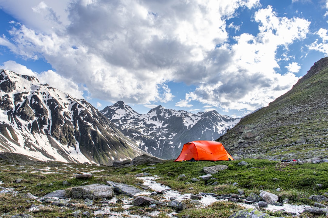 tente bivouac legere 2 personnes